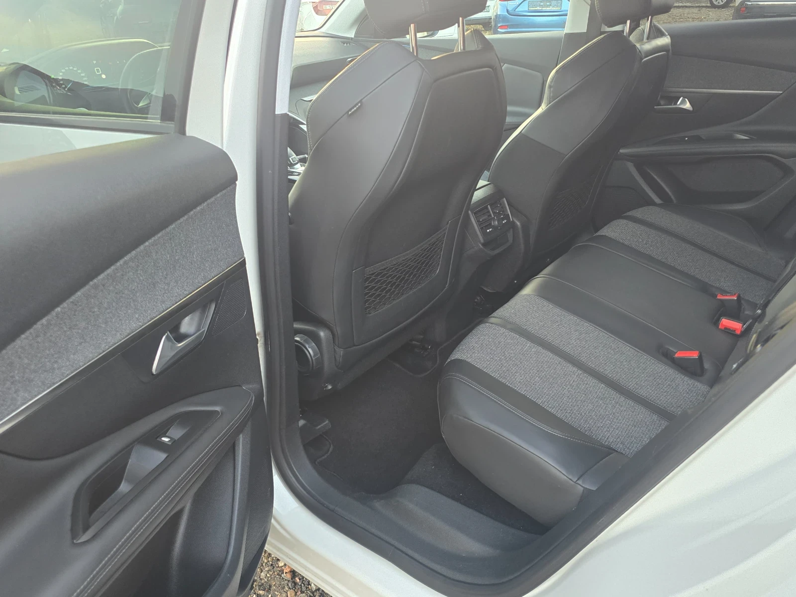 Peugeot 3008 1.6 HDI / ALLURE  | Mobile.bg � ����������� 13