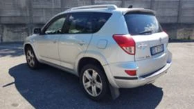 Toyota Rav4 2,2 D-CAT, снимка 2