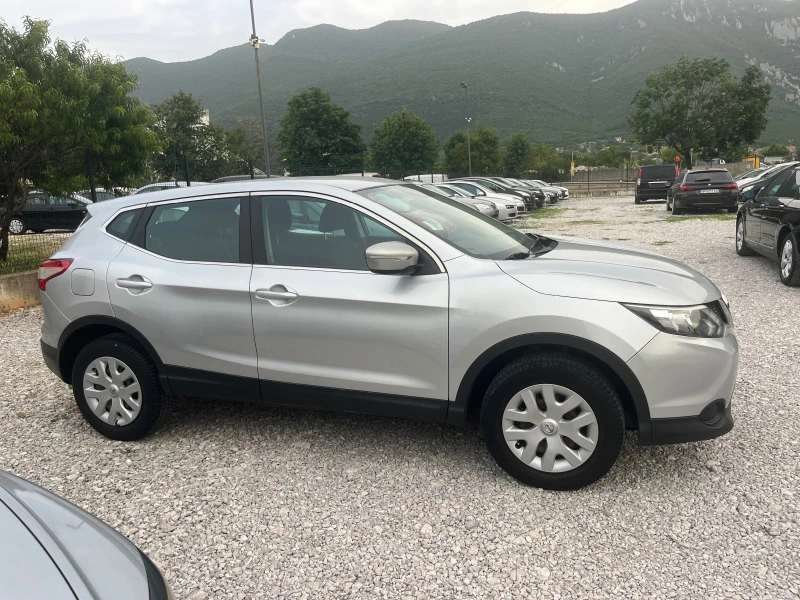 Nissan Qashqai 1.2 DIG-T 100х. км., снимка 4 - Автомобили и джипове - 46497833