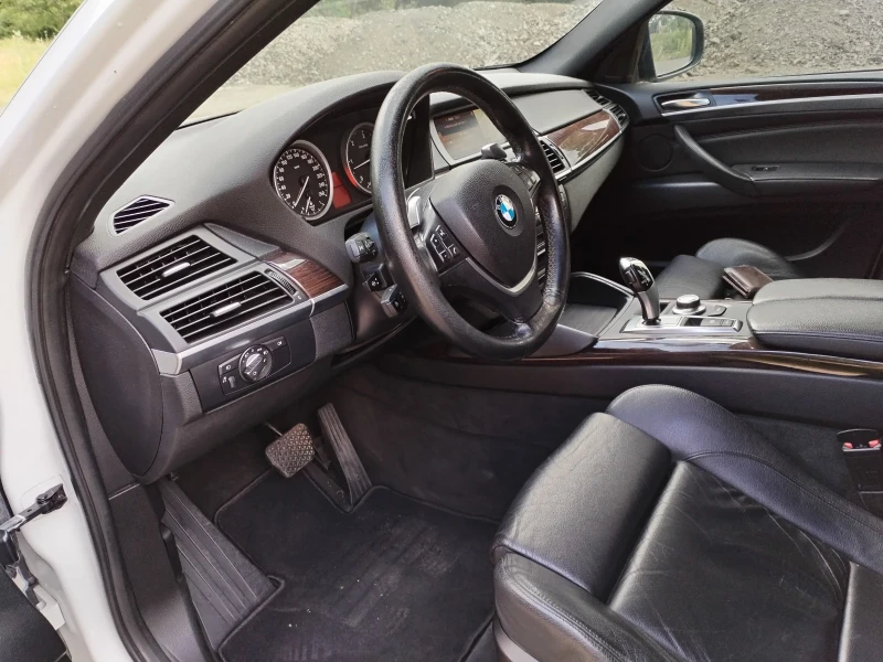 BMW X6 3.5 би турбо , снимка 9 - Автомобили и джипове - 46867260