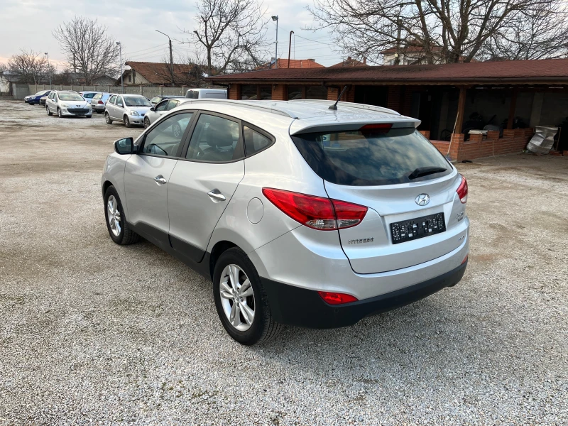 Hyundai IX35 2.0 CRDI -4x4, снимка 5 - Автомобили и джипове - 48772796