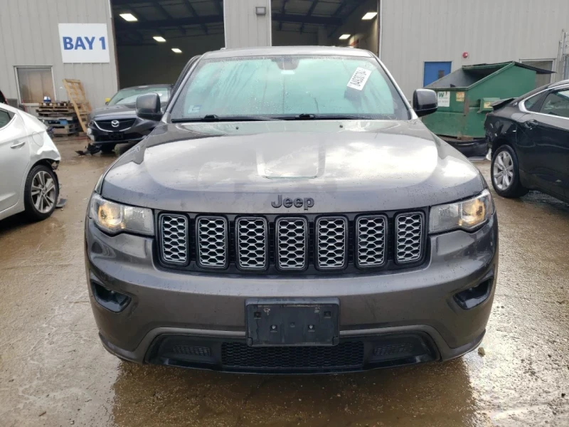 Jeep Grand cherokee, снимка 2 - Автомобили и джипове - 48796612