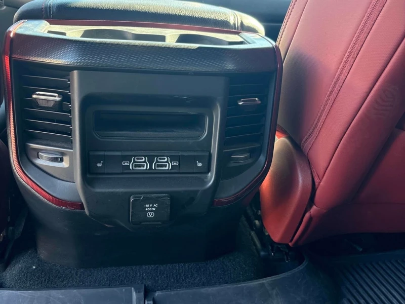 Dodge RAM 1500 * Rebel / DISTRONIC / 360 / CARFAX, снимка 14 - Автомобили и джипове - 53237103