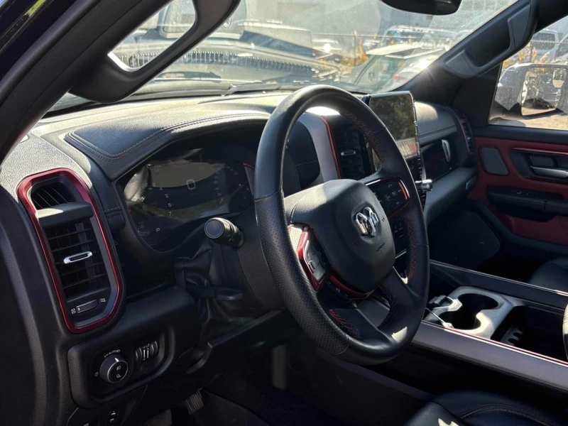 Dodge RAM 1500 * Rebel / DISTRONIC / 360 / CARFAX, снимка 17 - Автомобили и джипове - 53237103