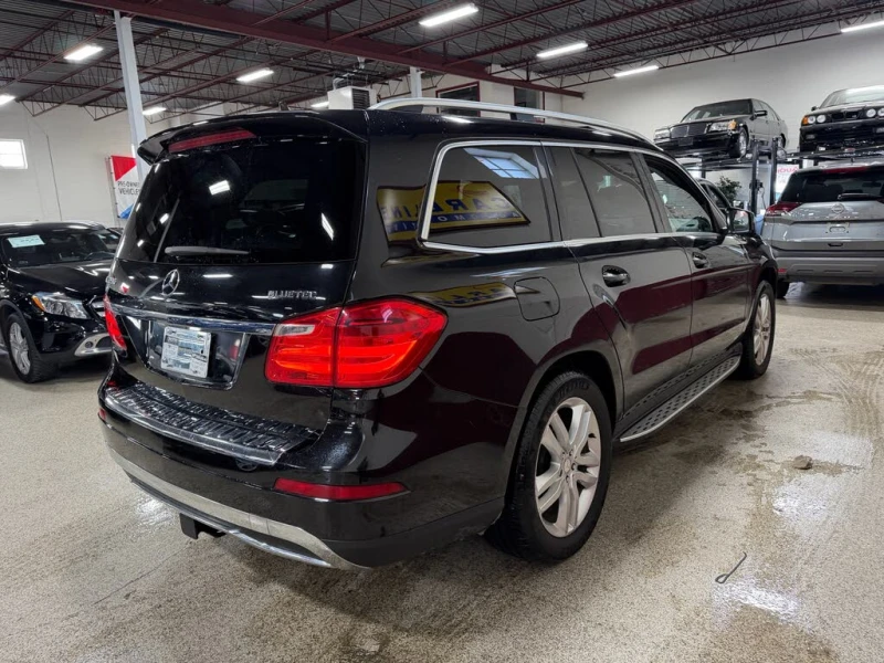 Mercedes-Benz GL 350 4MATIC* KEYLESS* 360 КАМЕРИ* HARMAN KARDON, снимка 4 - Автомобили и джипове - 53286984