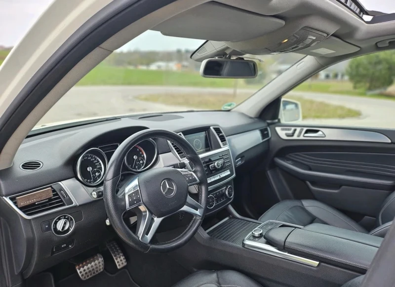 Mercedes-Benz ML 350 AMG///, снимка 4 - Автомобили и джипове - 53326886