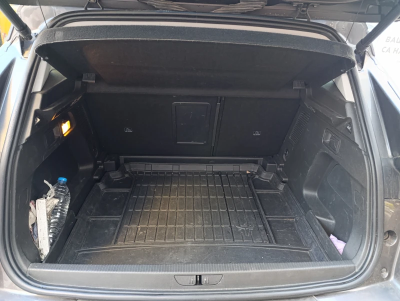 Opel Grandland X, снимка 9 - Автомобили и джипове - 53420540