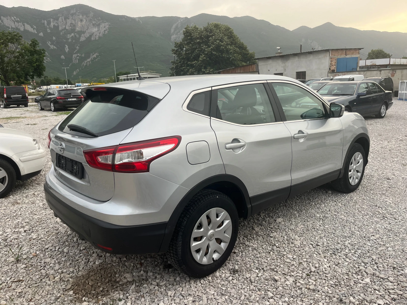 Nissan Qashqai 1.2 DIG-T 100х. км. - изображение 5