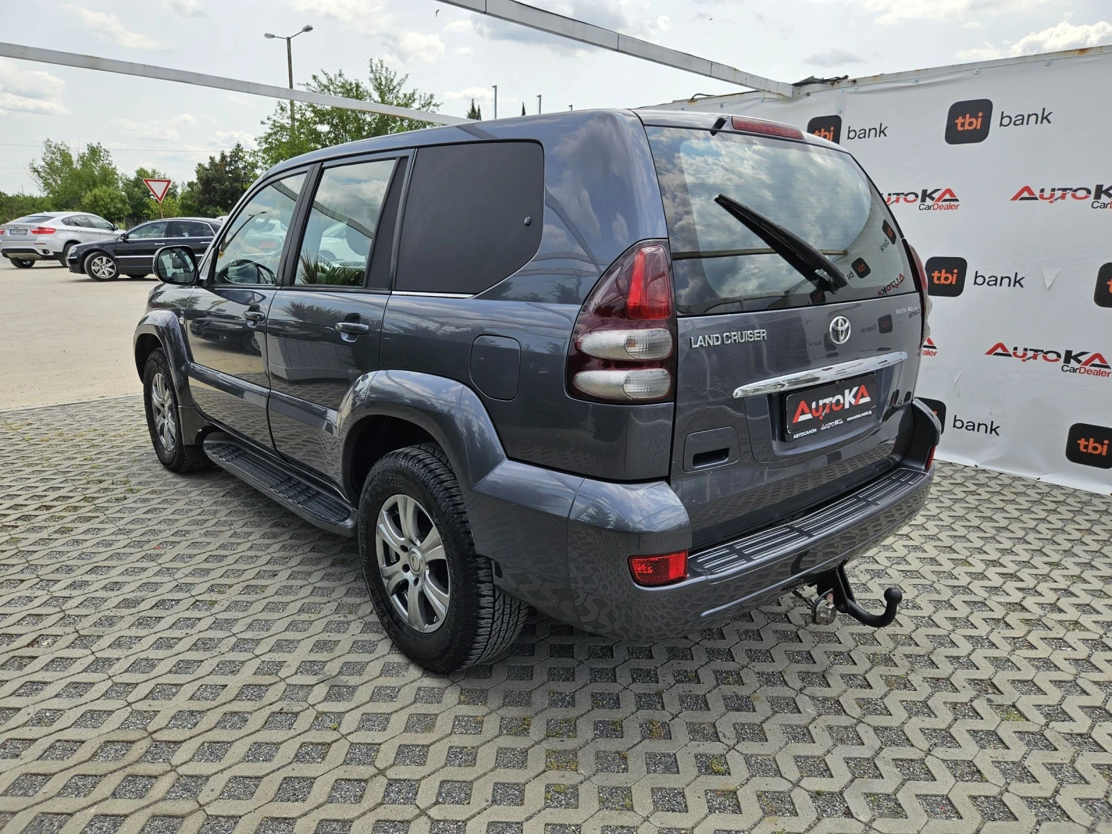 Toyota Land cruiser 3.0D4d-163кс= АВТОМАТ= ДЪЛГА БАЗА= ВЪЗДУХ= ШИБЕДАХ - изображение 5