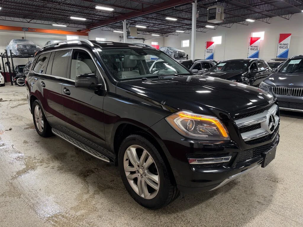 Mercedes-Benz GL 350 4MATIC* KEYLESS* 360 КАМЕРИ* HARMAN KARDON - изображение 2