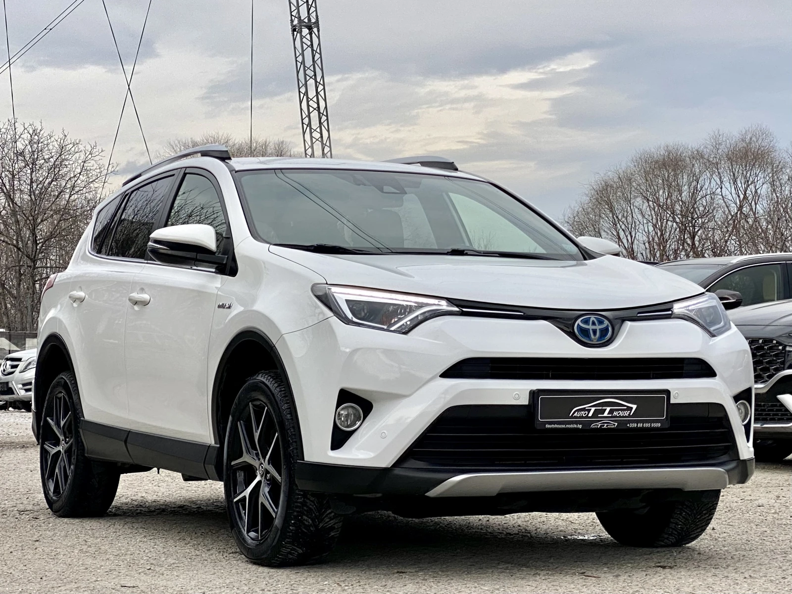 Toyota Rav4 2.5 Hybrid* Key GO* Dis* Full* ���� ����*  | Mobile.bg � ����������� 1