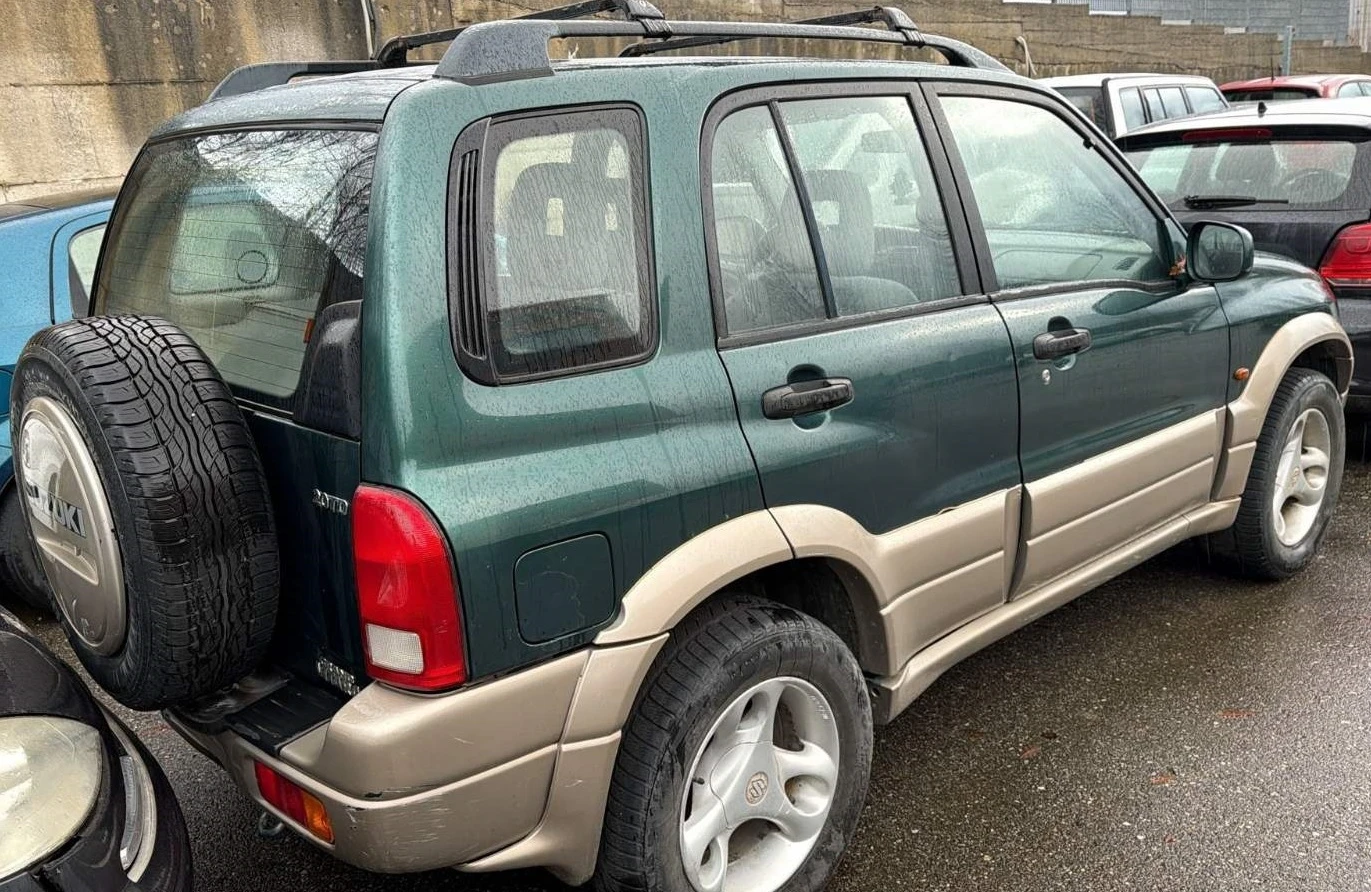 Suzuki Grand vitara 2.0 HDI 4X4, снимка 2 - Автомобили и джипове - 53771380