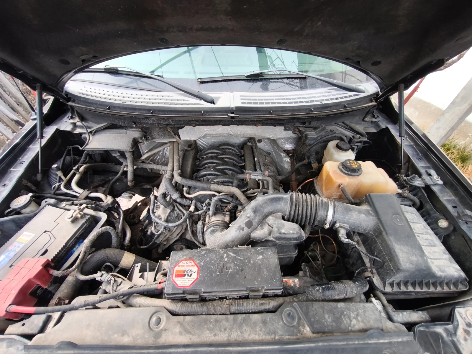 Ford F150 LARIAT, снимка 8 - Автомобили и джипове - 53926235