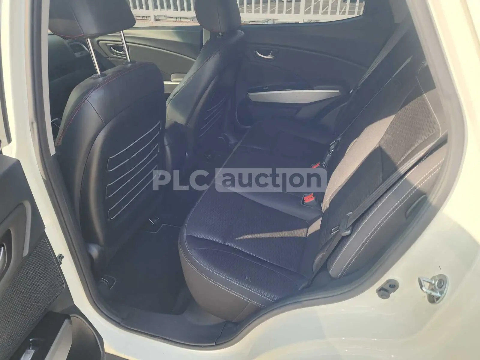 SsangYong Tivoli | Mobile.bg � ����������� 9