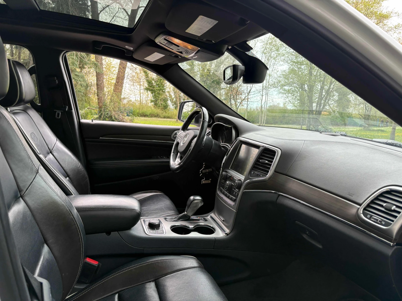 Jeep Grand cherokee Overland* 5.7* AWD* CARFAX* ��� ���������*  | Mobile.bg � ����������� 10