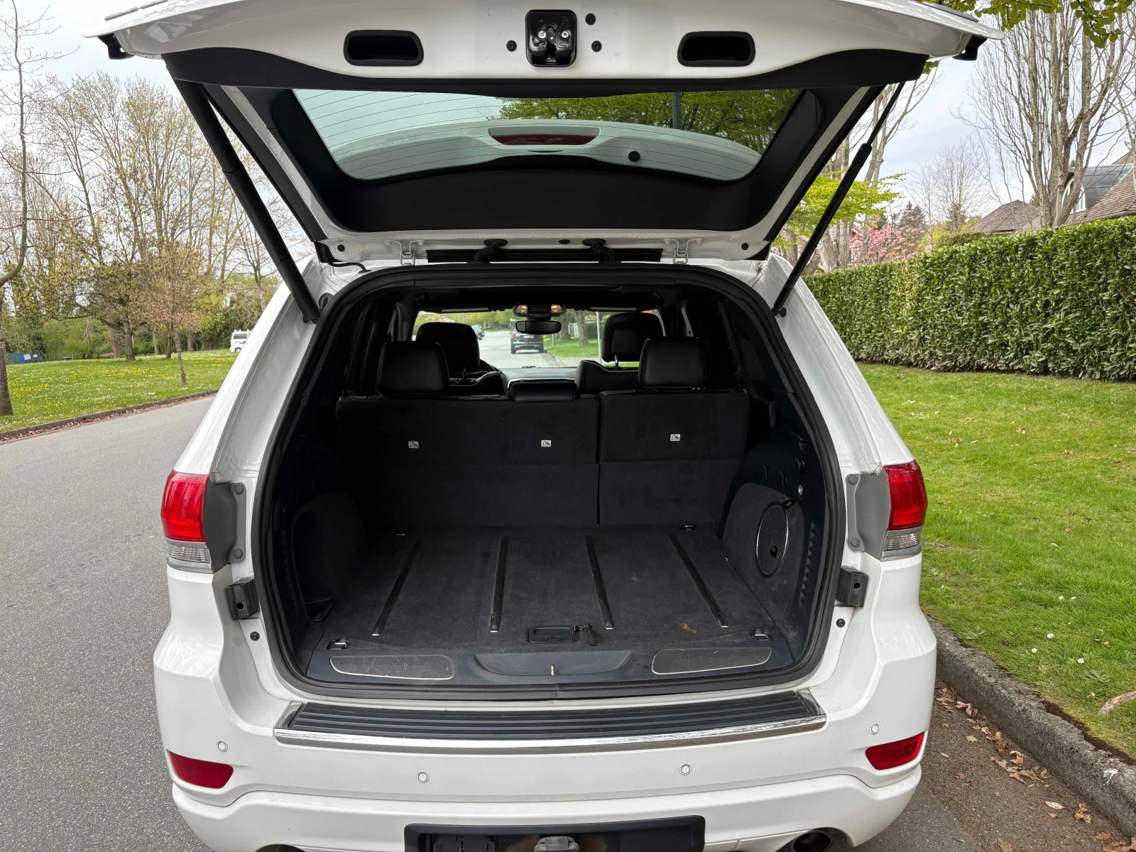 Jeep Grand cherokee Overland* 5.7* AWD* CARFAX* ��� ���������*  | Mobile.bg � ����������� 8