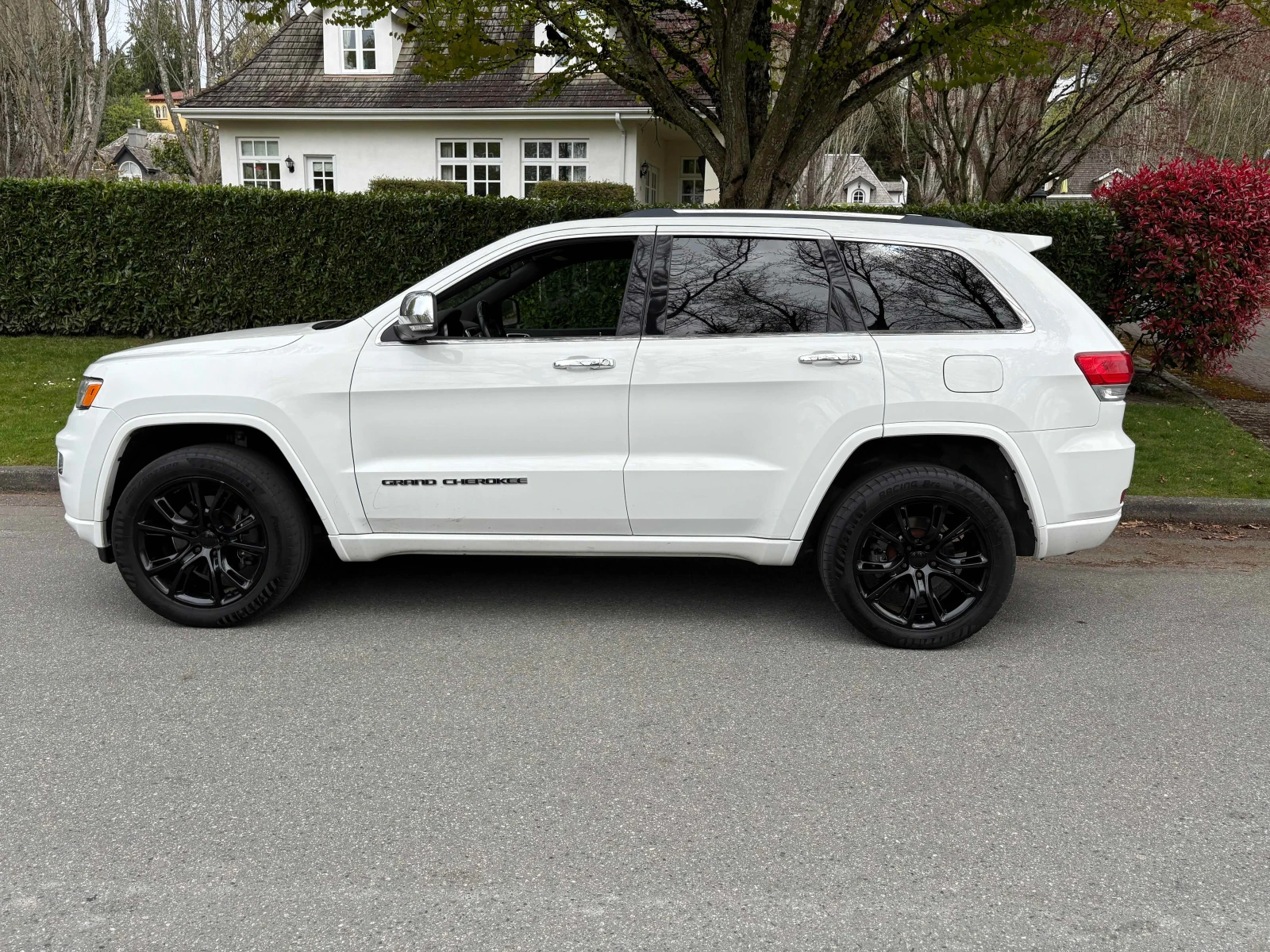 Jeep Grand cherokee Overland* 5.7* AWD* CARFAX* ��� ���������*  | Mobile.bg � ����������� 6