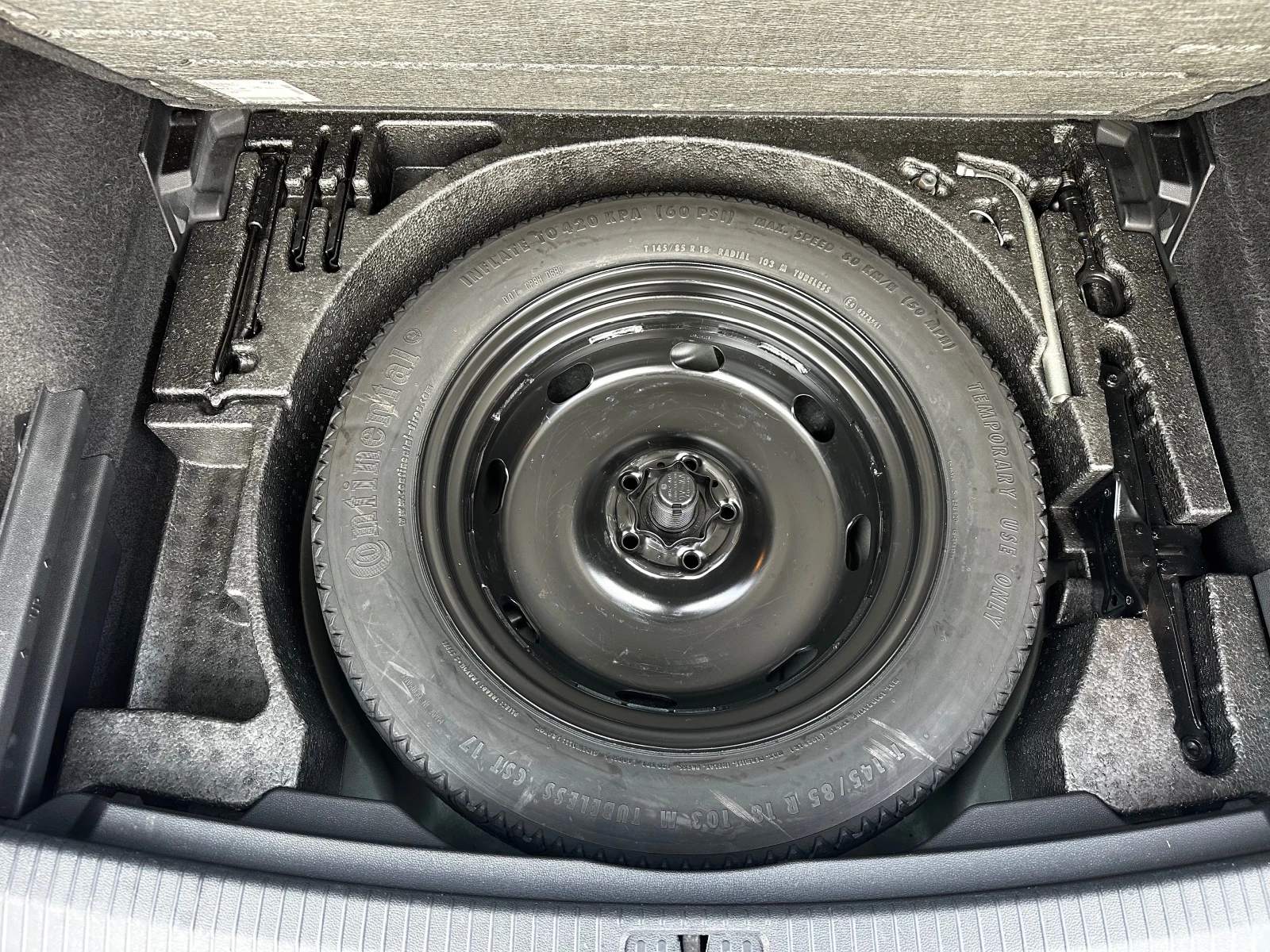 VW Tiguan 2.0TDI 150к.с 4Motion* DSG, снимка 17 - Автомобили и джипове - 54655867