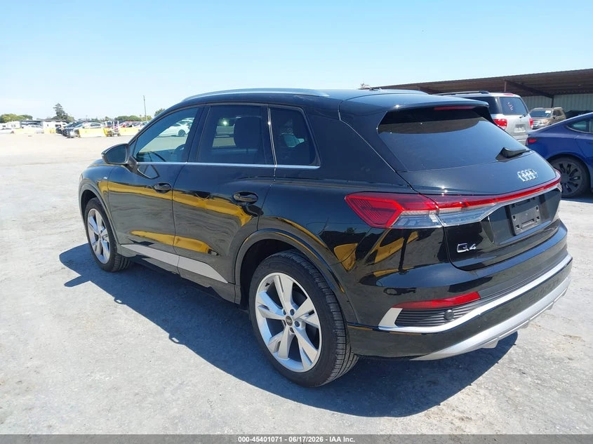 Audi Q4 E-Tron Premium Plus 50 Quattro, снимка 3 - Автомобили и джипове - 55004023
