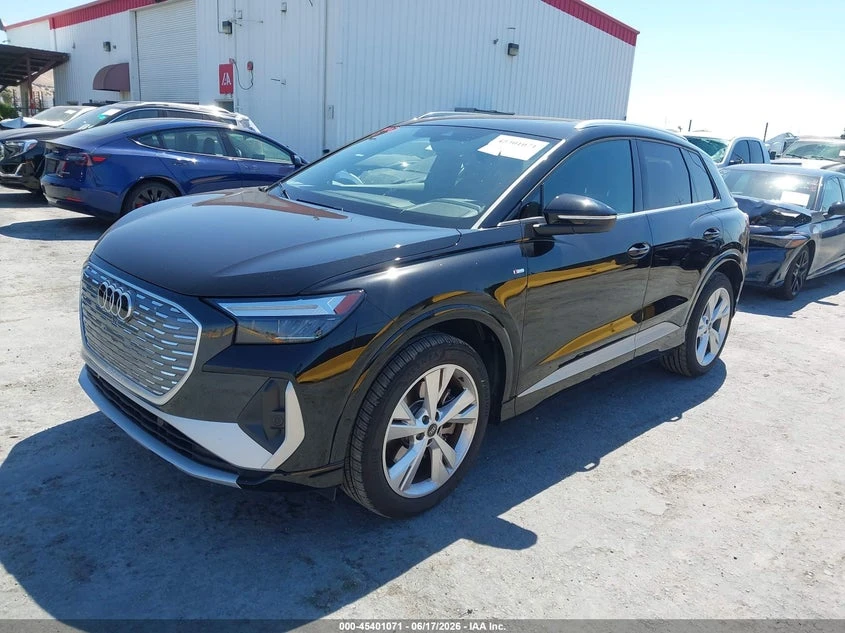 Audi Q4 E-Tron Premium Plus 50 Quattro, снимка 2 - Автомобили и джипове - 55004023