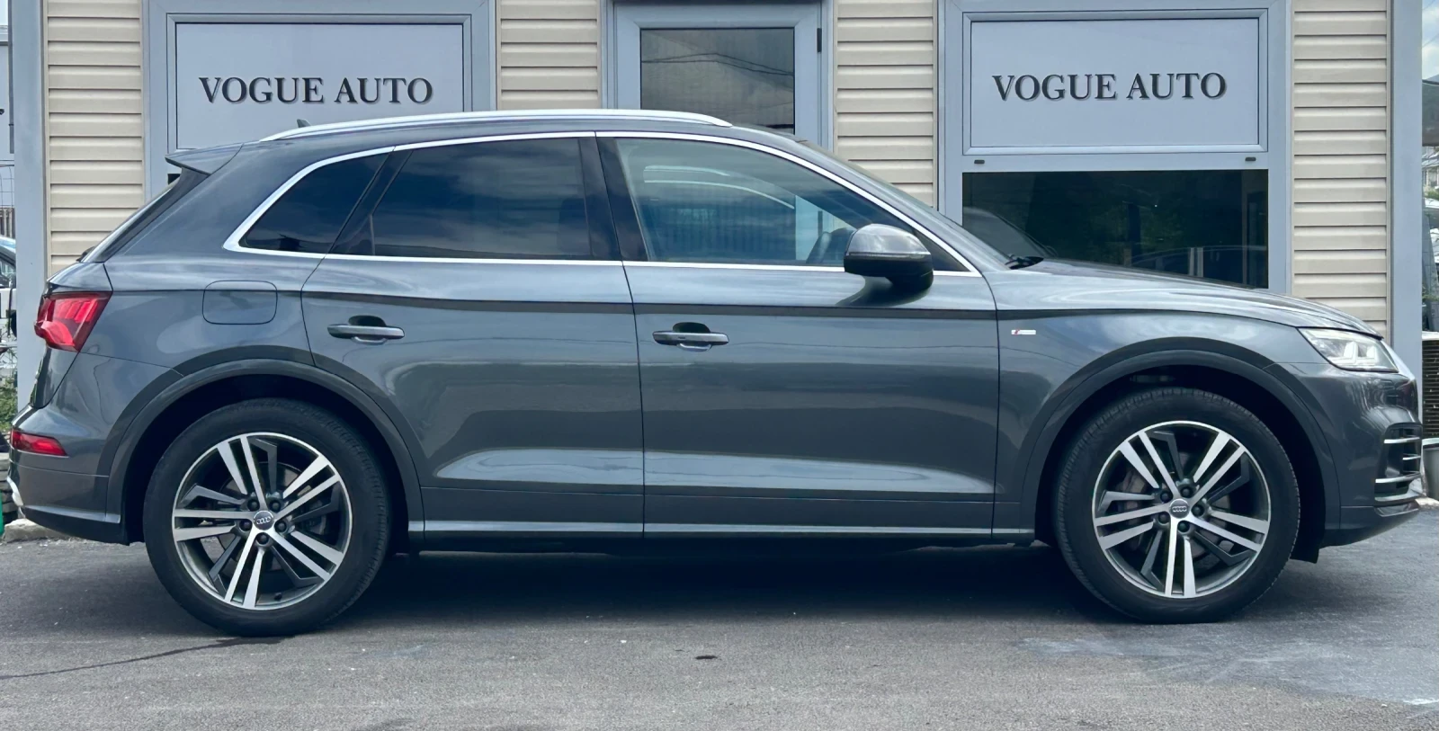 Audi Q5 3.0TDI* QUATTRO* S-LINE* ACC* VIRTUAL* BLIND, снимка 6 - Автомобили и джипове - 55135197