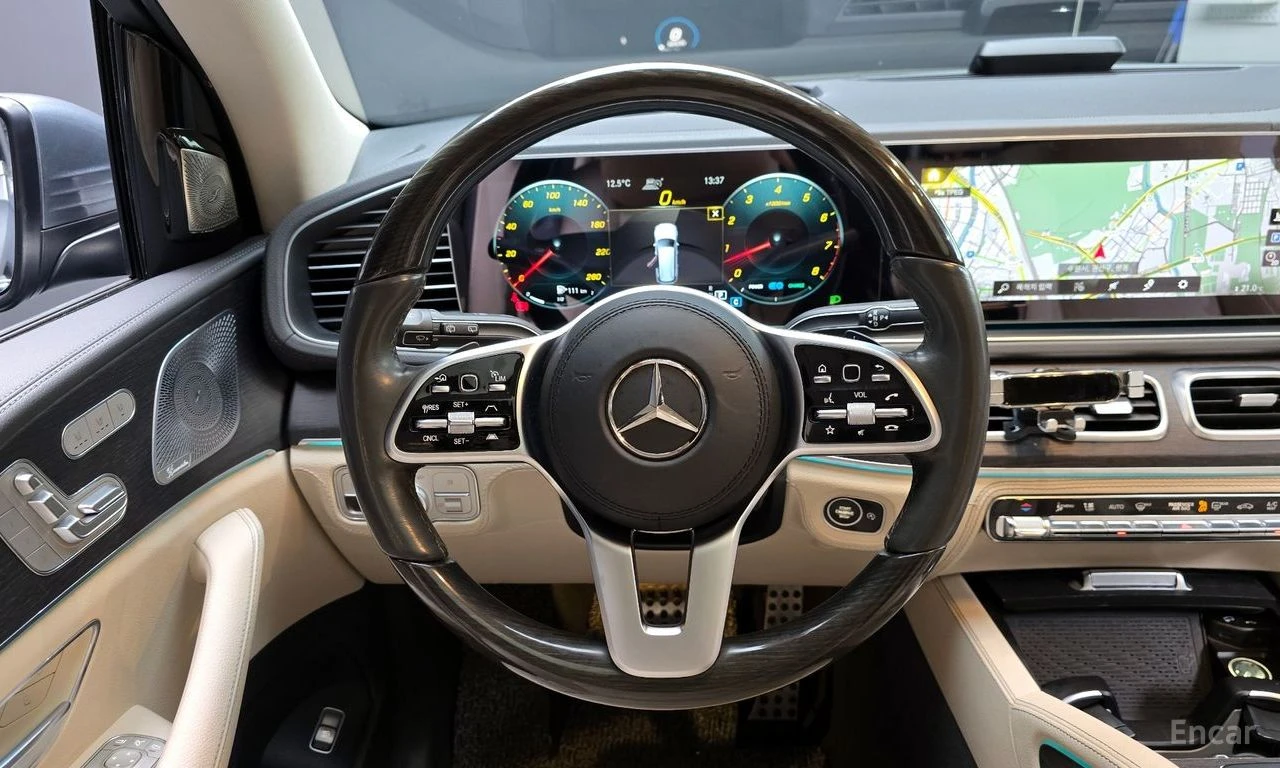 Mercedes-Benz GLS580 AMG* LINE* BURMESTER* ОБДУХВАНЕ* ДИСТРОНИК* МАСАЖ*, снимка 7 - Автомобили и джипове - 55446717
