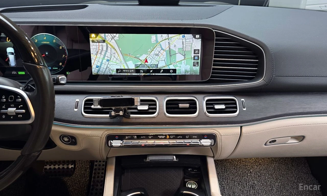 Mercedes-Benz GLS580 AMG* LINE* BURMESTER* ОБДУХВАНЕ* ДИСТРОНИК* МАСАЖ*, снимка 8 - Автомобили и джипове - 55446717