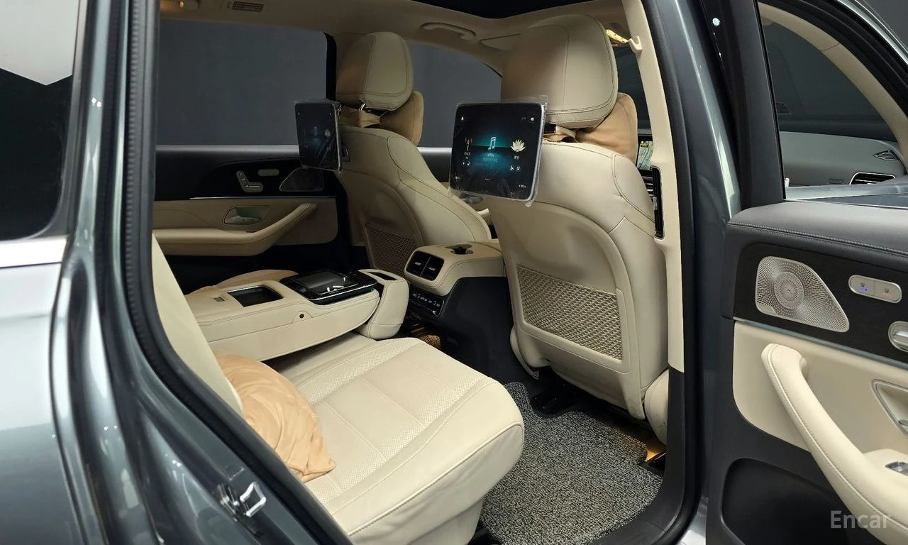 Mercedes-Benz GLS580 AMG* LINE* BURMESTER* ОБДУХВАНЕ* ДИСТРОНИК* МАСАЖ*, снимка 16 - Автомобили и джипове - 55446717