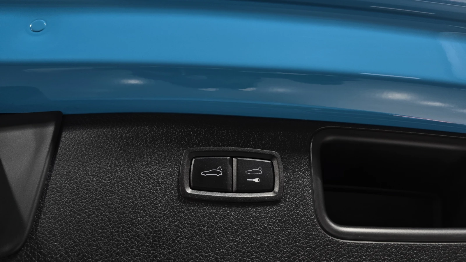 Porsche Macan GTS* BOSE* 360* BLIND SPOT* ЛЮК* КРАЙНА ЦЕНА, снимка 15 - Автомобили и джипове - 55608877
