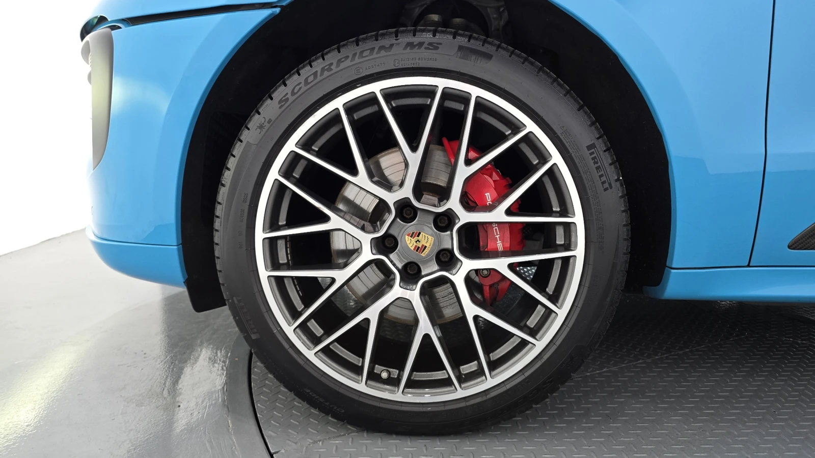 Porsche Macan GTS* BOSE* 360* BLIND SPOT* ЛЮК* КРАЙНА ЦЕНА, снимка 5 - Автомобили и джипове - 55608877