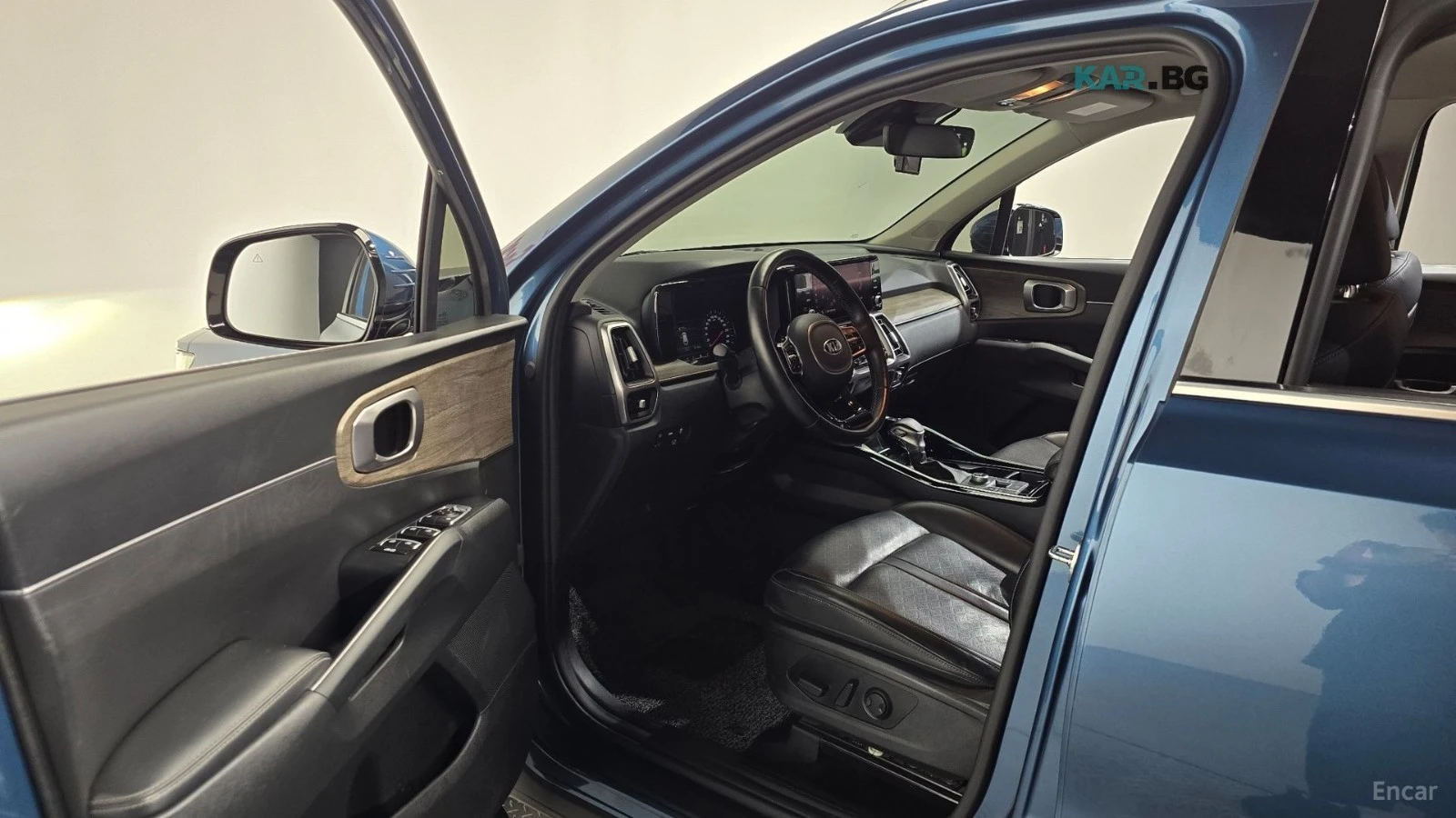 Kia Sorento PRESTIGE* КОЖА* ПОДГРЕВ* ОБДУХВ* НАВИ* КАМЕРА, снимка 10 - Автомобили и джипове - 56046173