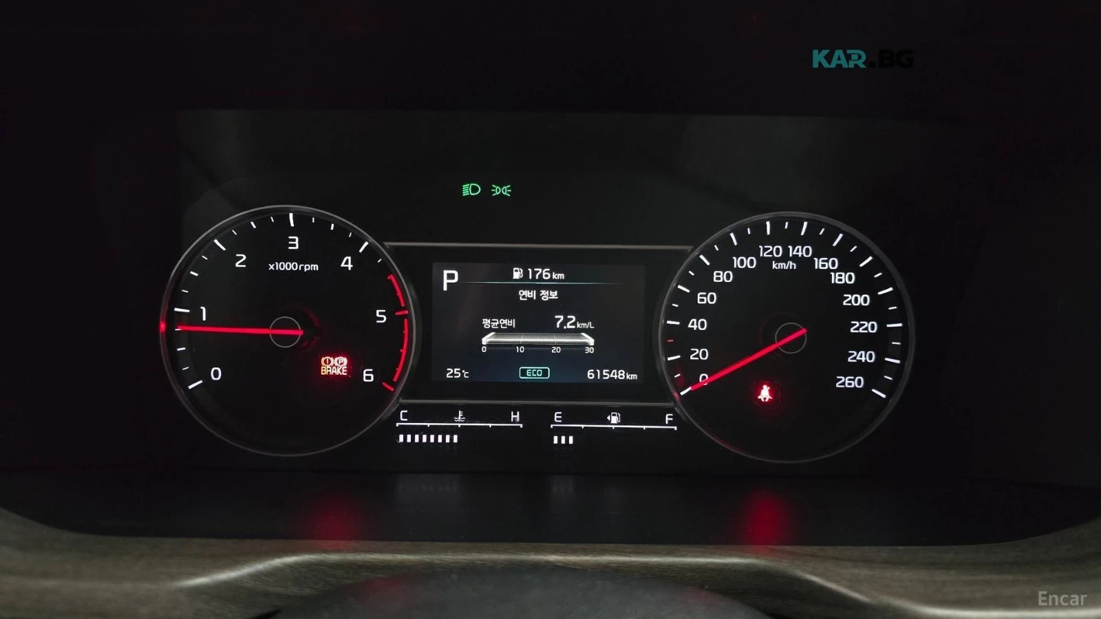 Kia Sorento PRESTIGE* КОЖА* ПОДГРЕВ* ОБДУХВ* НАВИ* КАМЕРА, снимка 8 - Автомобили и джипове - 56046173