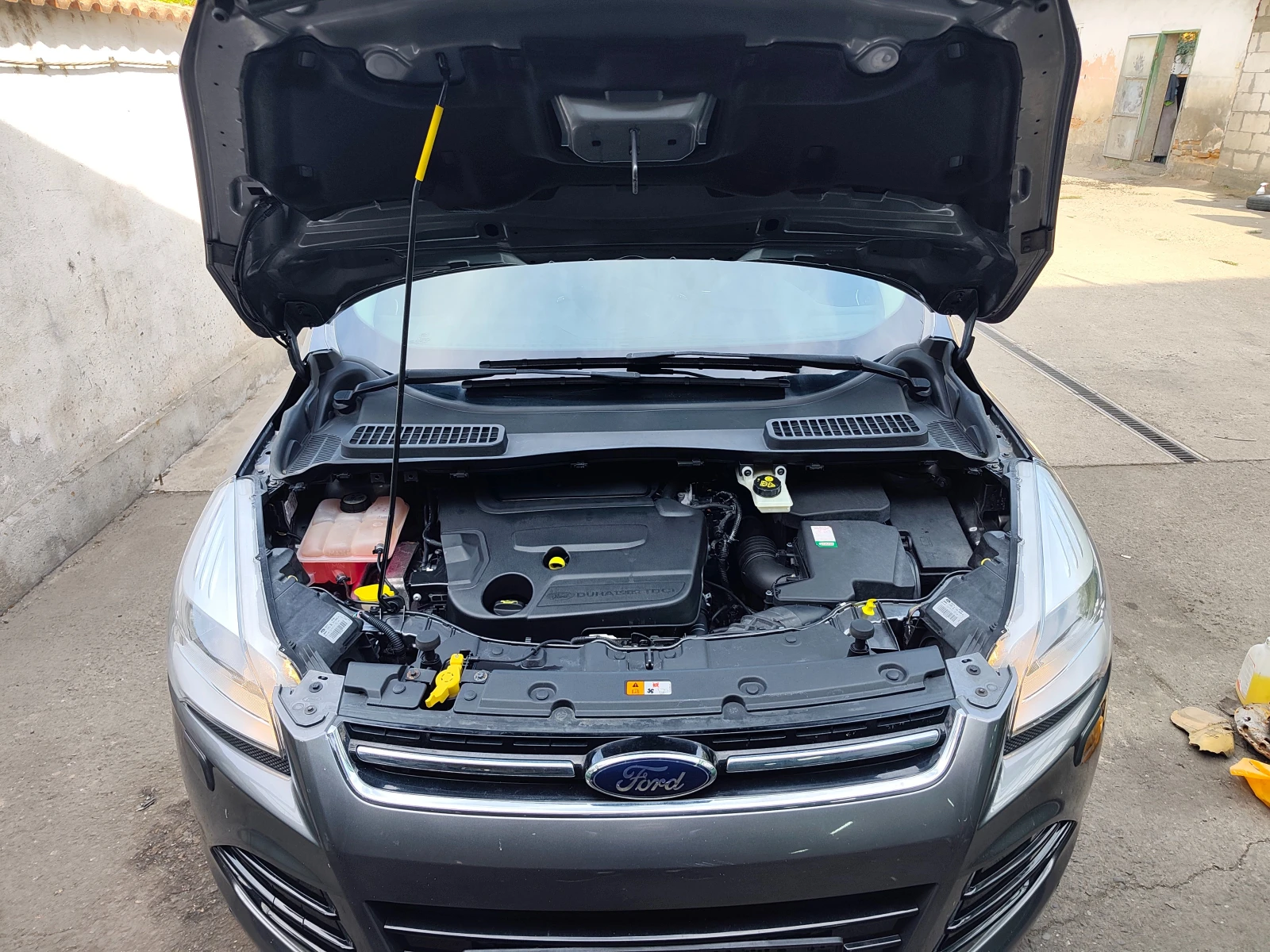 Ford Kuga 2.0TDCI TITANIUM 4WD, снимка 15 - Автомобили и джипове - 56321625