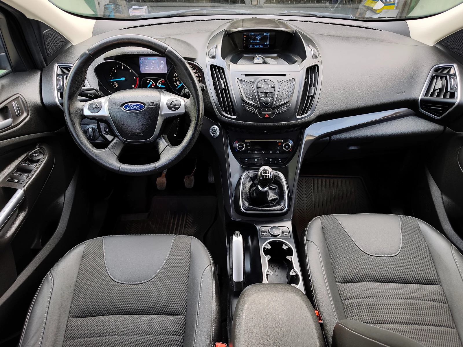 Ford Kuga 2.0TDCI TITANIUM 4WD, снимка 14 - Автомобили и джипове - 56321625