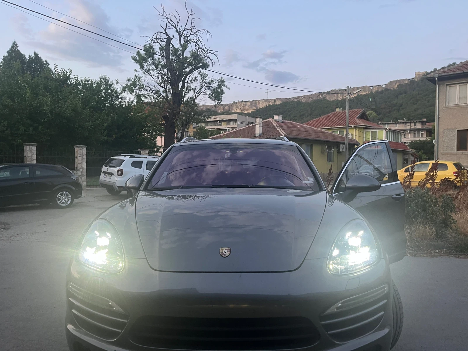Porsche Cayenne Джип, снимка 3 - Автомобили и джипове - 56661503