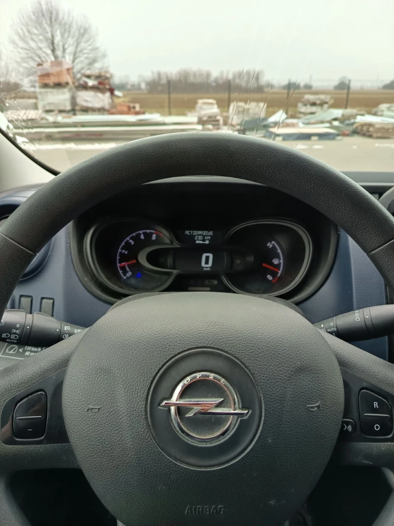 Opel Vivaro 1.6, снимка 7 - Бусове и автобуси - 53219956