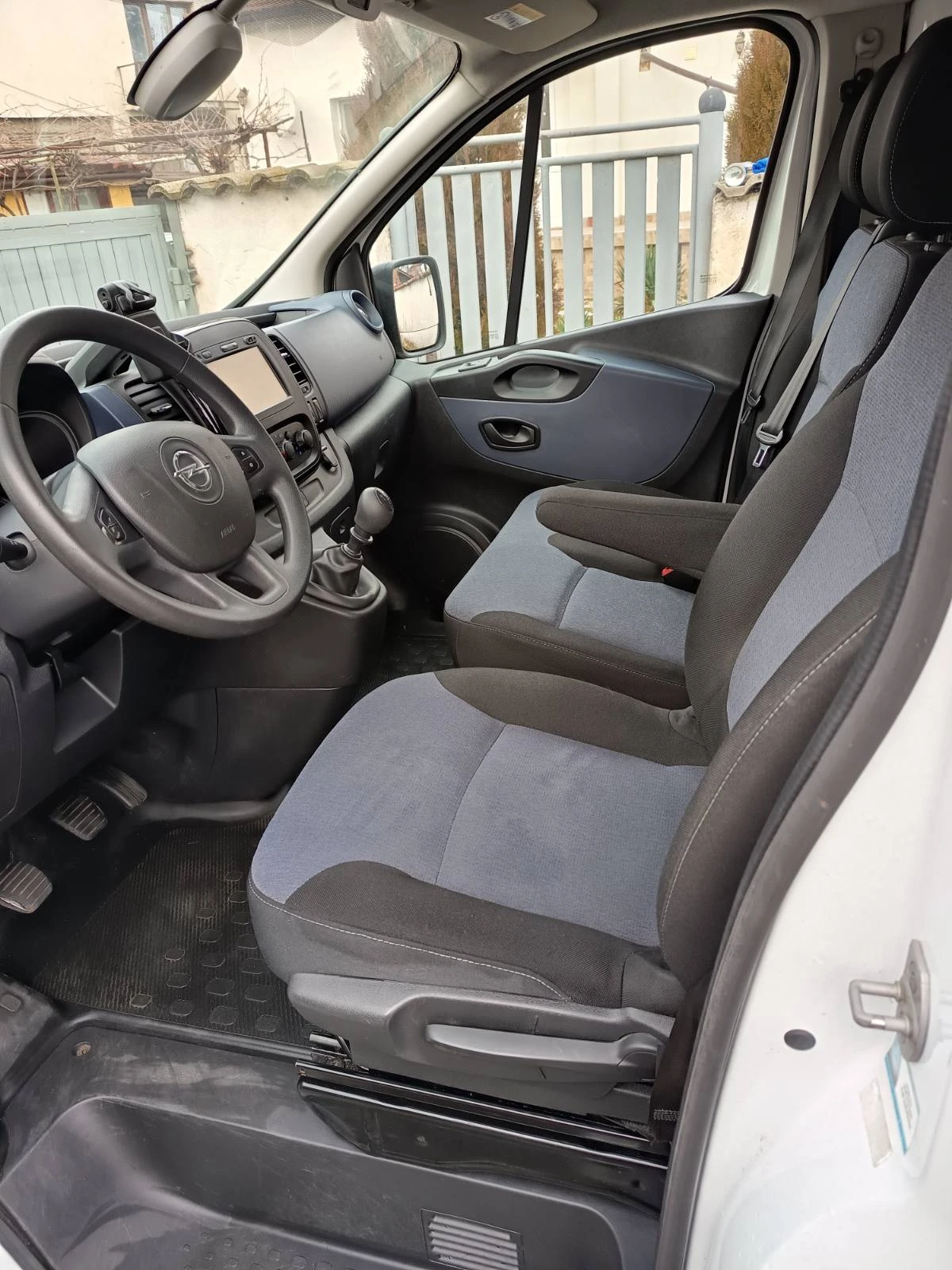 Opel Vivaro 1.6 - изображение 6