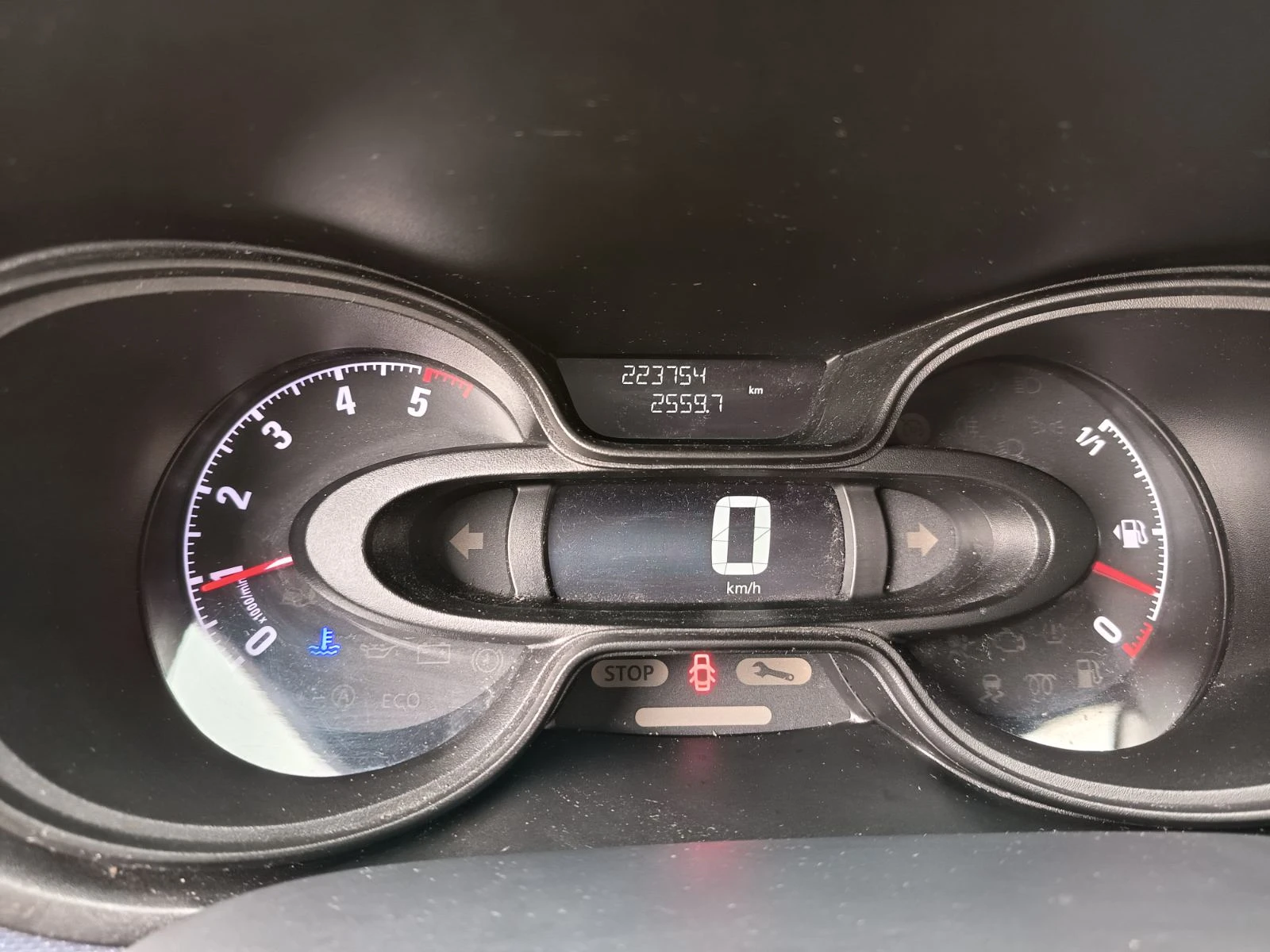 Opel Vivaro 1.6 - изображение 10