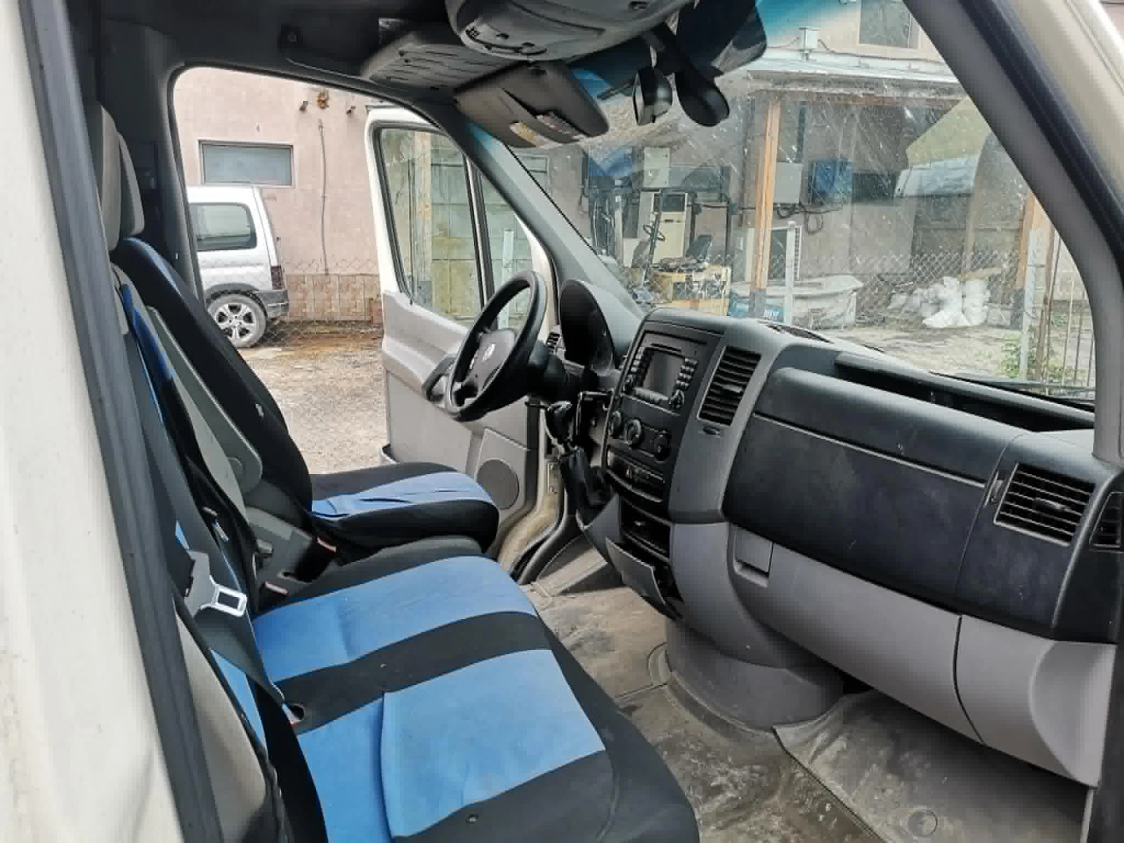 VW Crafter VW Crafter 2.5d klima maxi, снимка 5 - Бусове и автобуси - 54741071