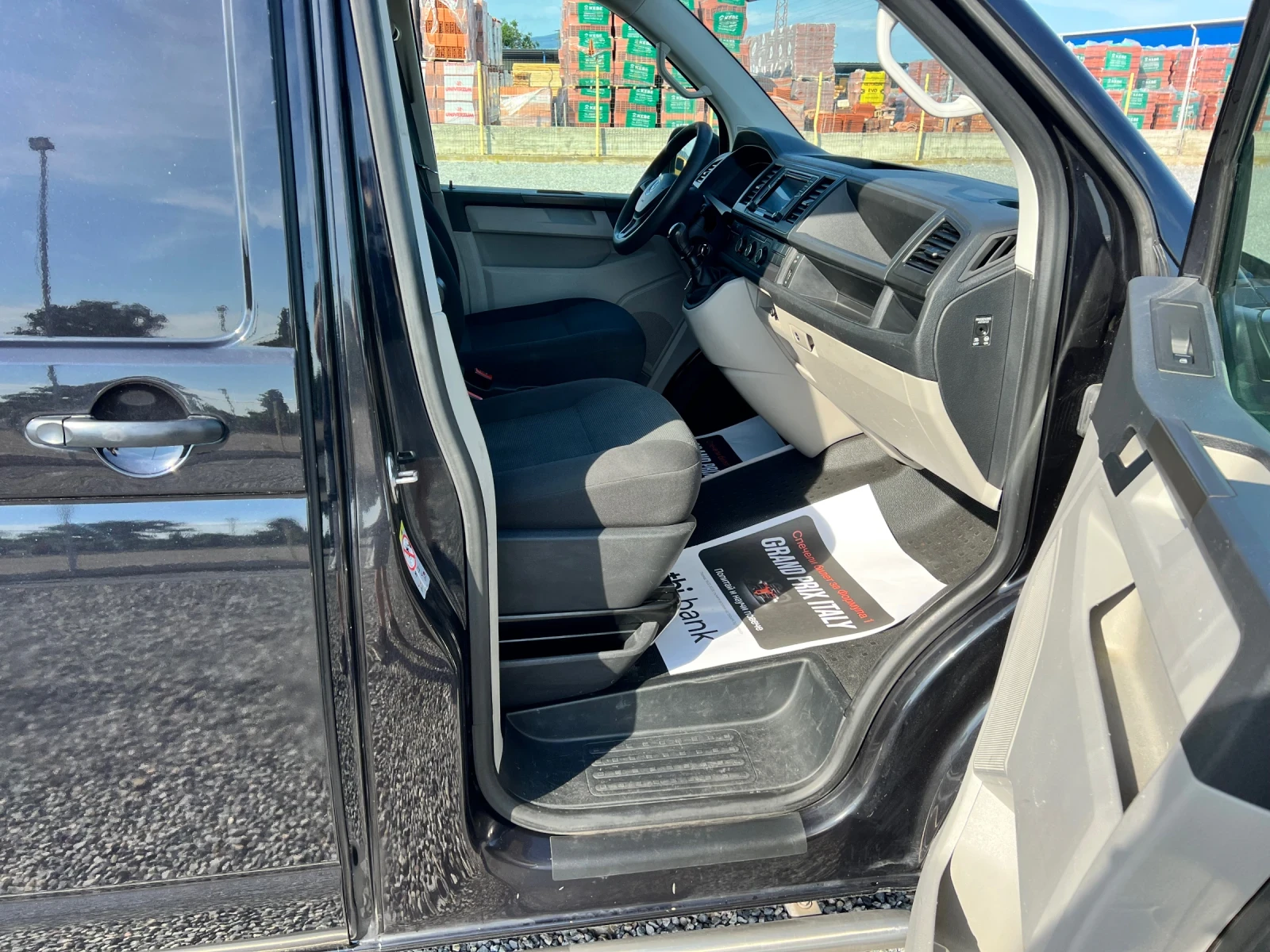 VW Transporter T6, снимка 9 - Бусове и автобуси - 54840058