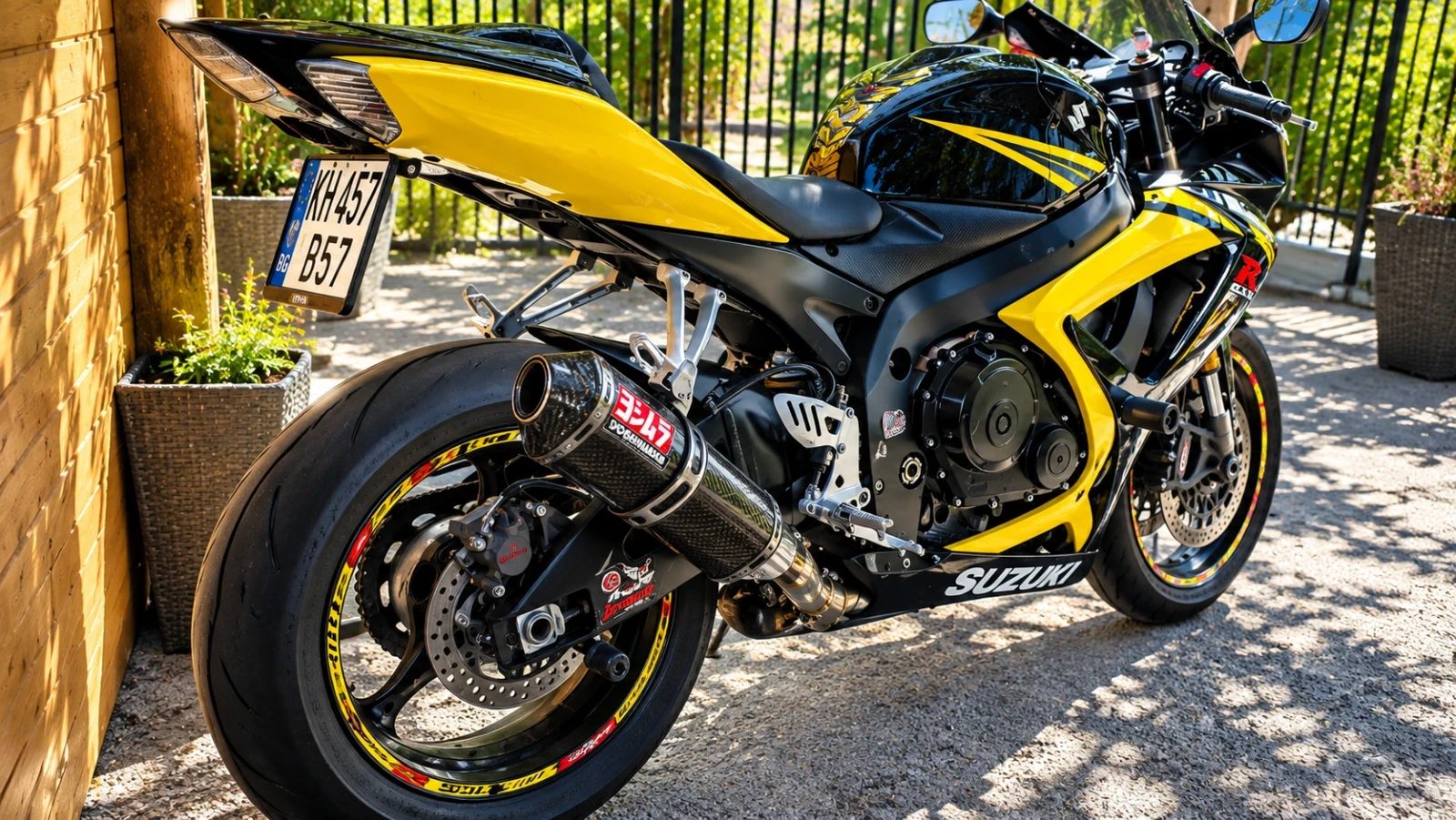 Suzuki Gsxr 750, снимка 2 - Мотоциклети и мототехника - 55990147