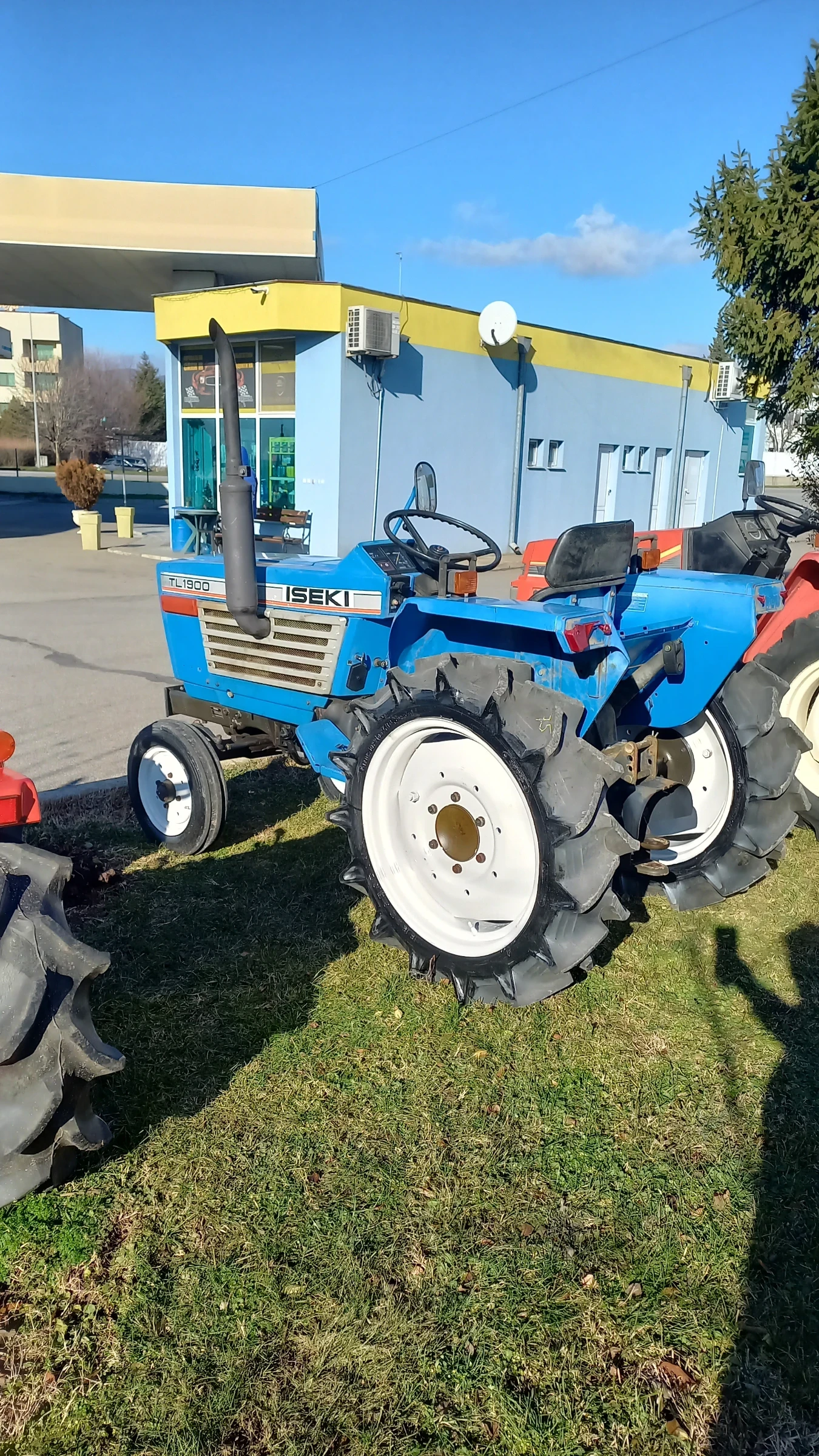 Трактор ISEKI Саки агро Сливен  - изображение 4