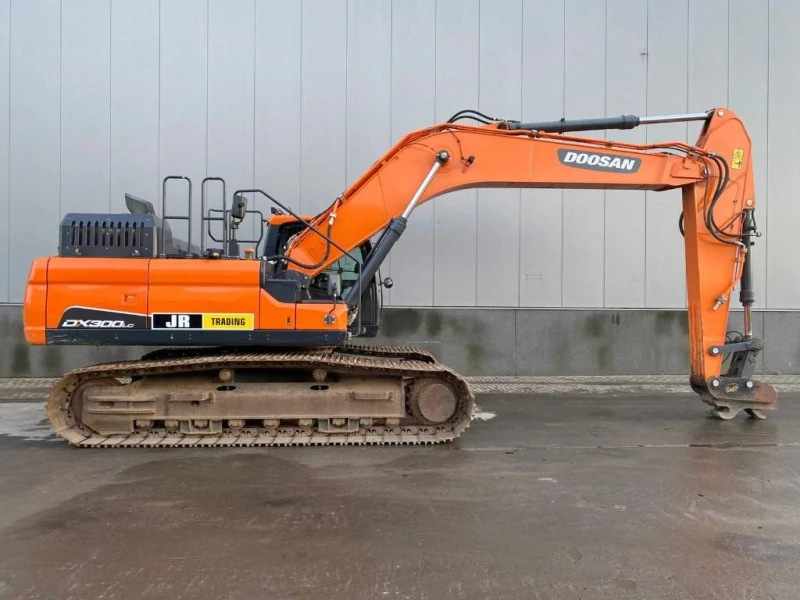Багер DOOSAN DX 300 LC-7, снимка 2 - Индустриална техника - 52415321