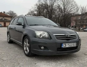 Toyota Avensis 2.2, снимка 1