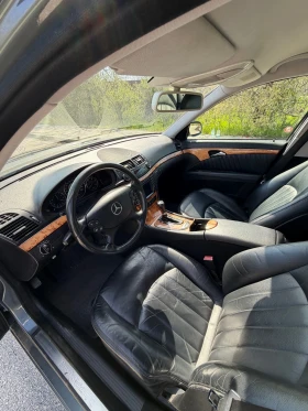 Mercedes-Benz E 320, снимка 9