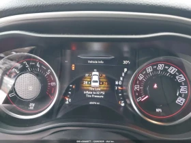 Dodge Challenger 3.6L V-6 DOHC, VVT, 303HP Rear Wheel Drive - 19000 лв. / 9714.55 € - 23424634 13