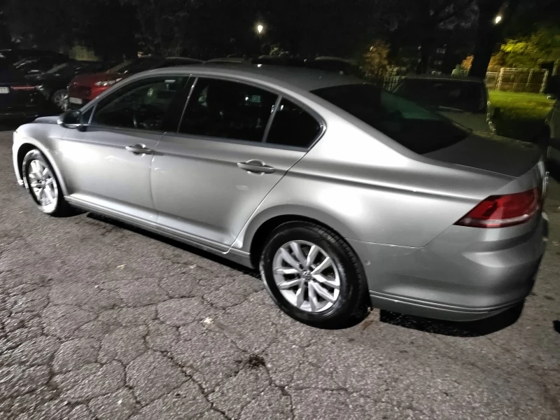 VW Passat 1.8 TSI, снимка 14 - Автомобили и джипове - 47596507