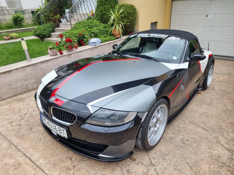 BMW Z4 E85 2.5si, снимка 2 - Автомобили и джипове - 48075111