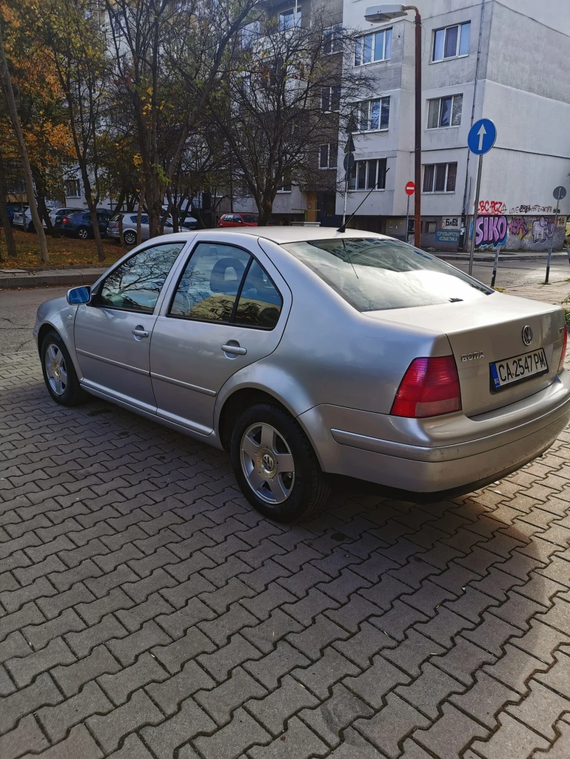 VW Bora, снимка 3 - Автомобили и джипове - 48158444