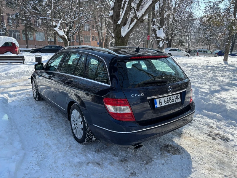 Mercedes-Benz C 220, снимка 4 - Автомобили и джипове - 49206511